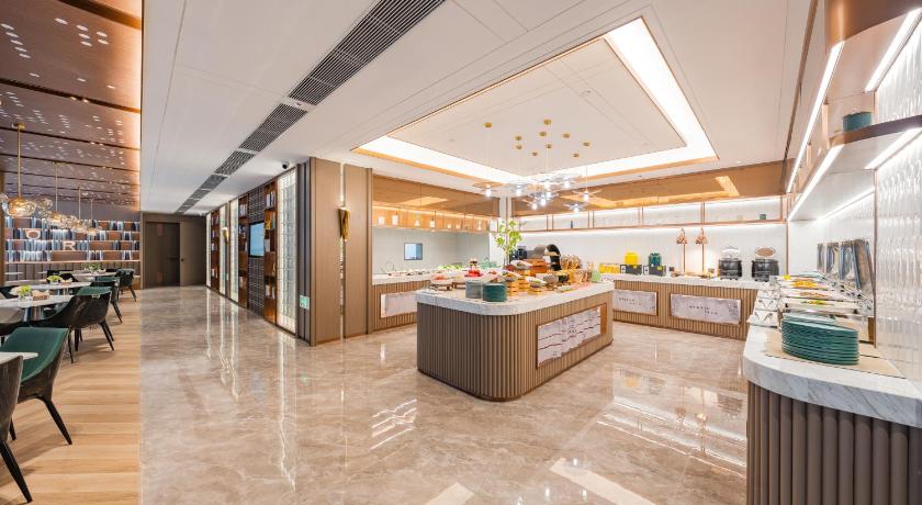 Atour Hotel Guangzhou Pazhou Convention and Exhibition Center Information Port - image 8