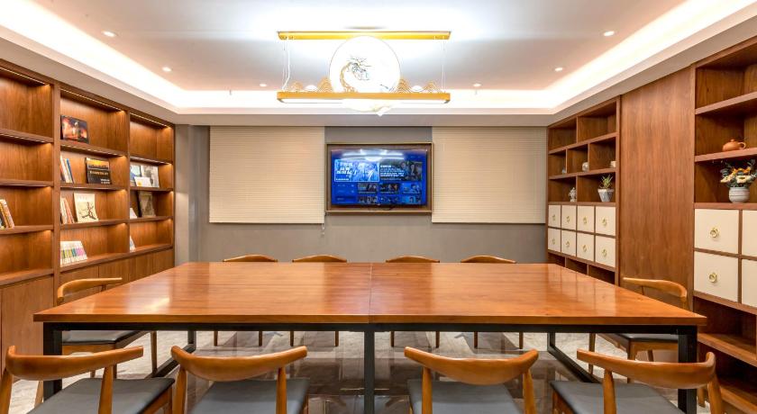 Nostalgia S Hotel (Kunming Dongfeng Square) - image 39