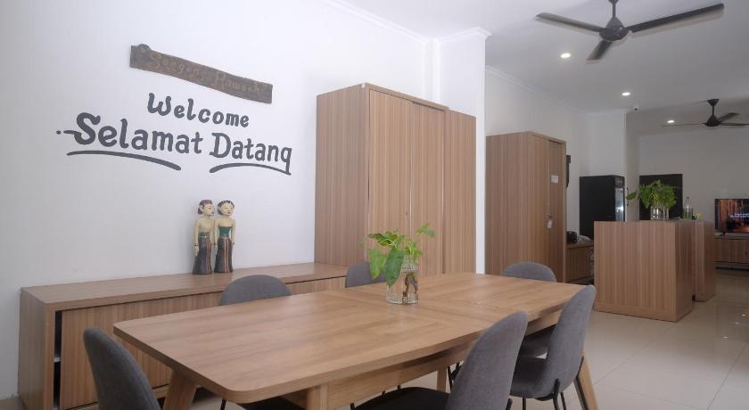 RedDoorz near Stasiun Solo Balapan 3 – Banjarsari, Surakarta, SD