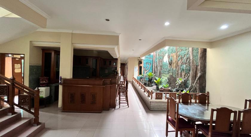 Wisma Atma Bhakti near Solo Square Mitra RedDoorz – Surakarta (Solo), SD