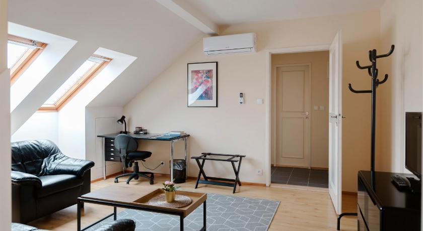 Image of One-Bedroom Apartment 0