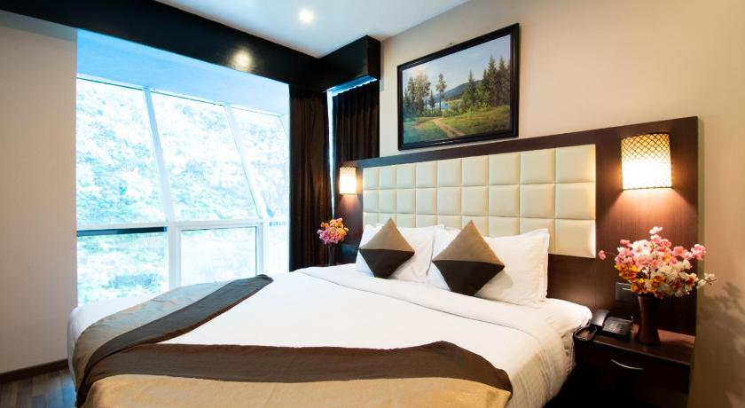Image of Superior Suite 3