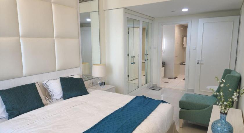 Image of One-Bedroom Apartment 9