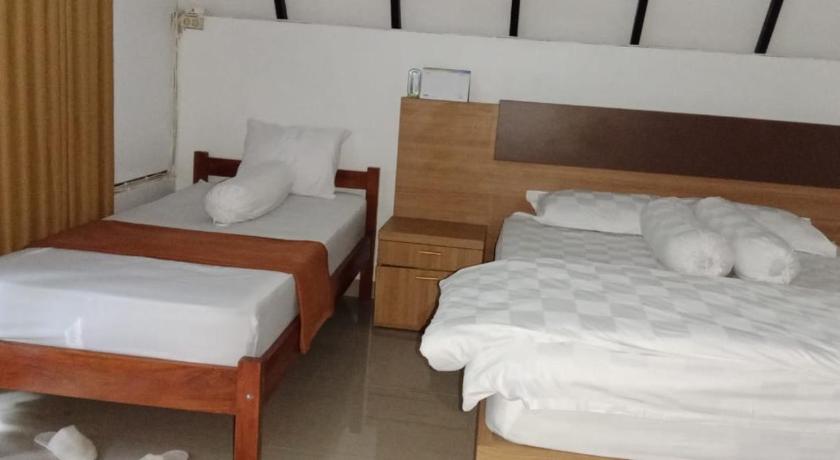 Jon's Paradise Villa and Resto - image 27