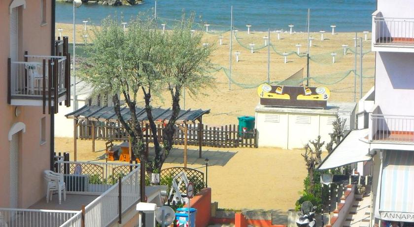 Hotel Etoile photo