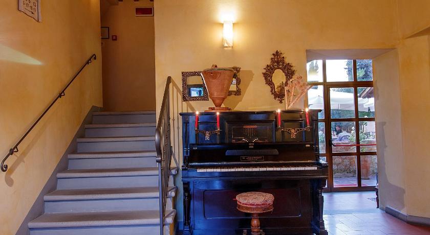 Borgo Sant'ippolito Country Hotel