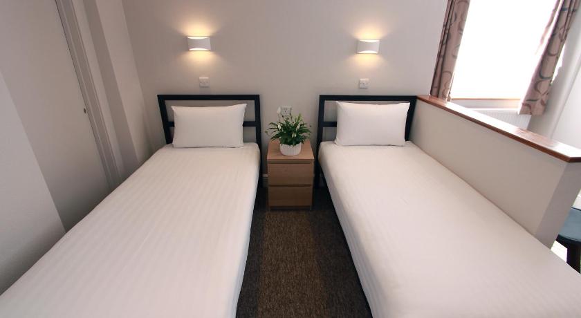 Superior szoba 6 egyszemélyes ággyal (Superior Room with 6 Single Beds) fotója 4