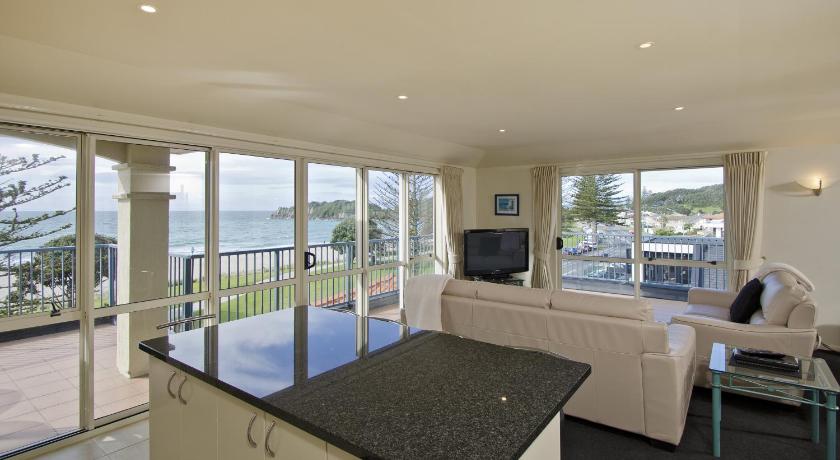 Image of Three-Bedroom Apartment with Ocean View 5