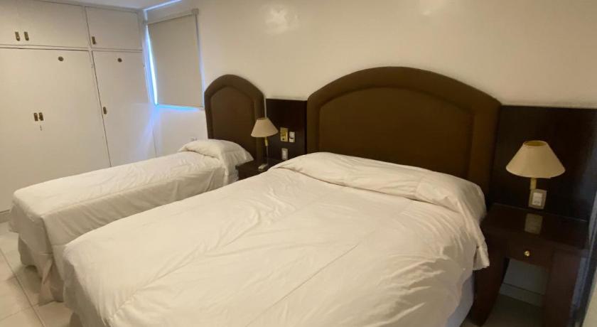 Image of Triple Room 14