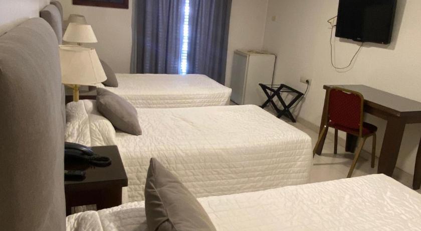 Image of Classic Triple Room 7