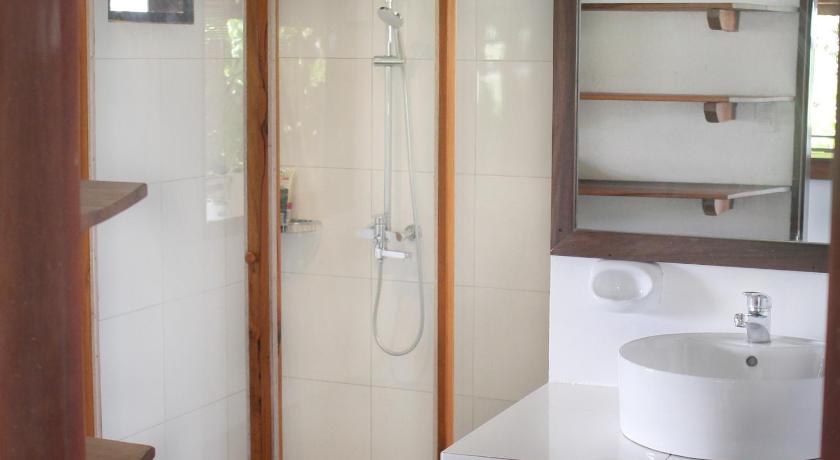 Image of King Suite with Ocean View with Free Use of Golf Course 2