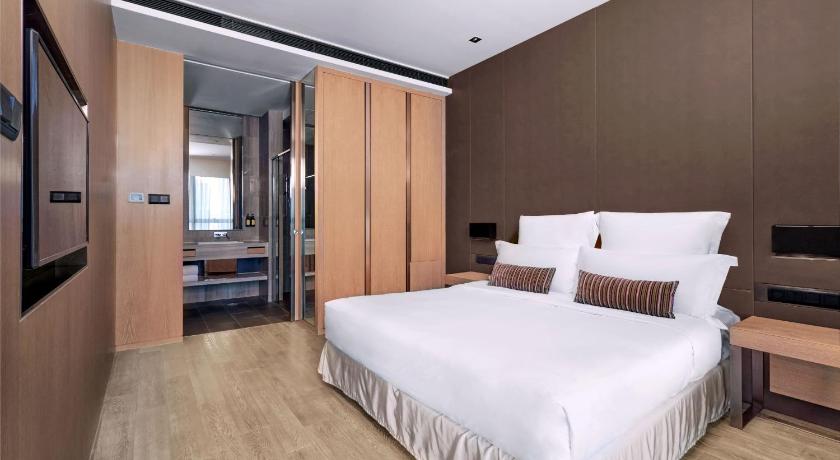 Image of Club Executive Suite 4