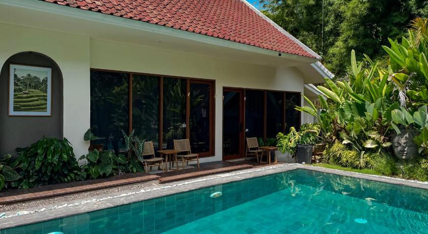 Leafy Home Canggu - image 27