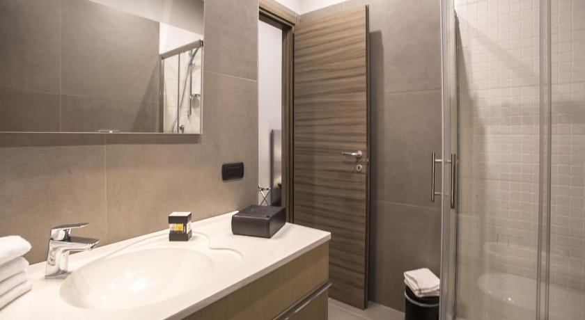 Image of Deluxe Room 3