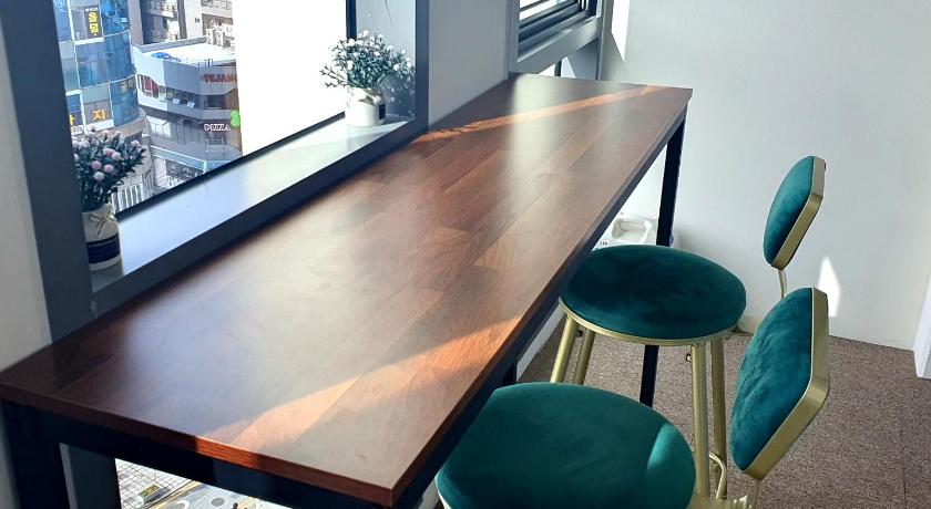 釜山 Raviens라비앙즈 酒店 外观