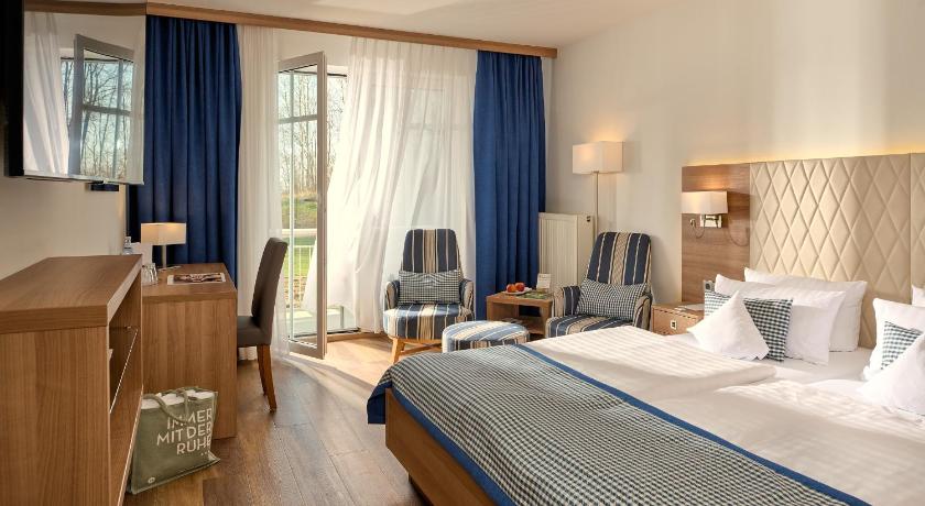 Image of Double Room with Balcony and Direct View of the Sea Ground floor 1