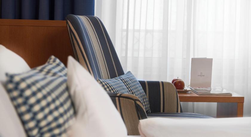 Image of Kleines Doppelzimmer mit direktem Meerblick ohne Balkon 6