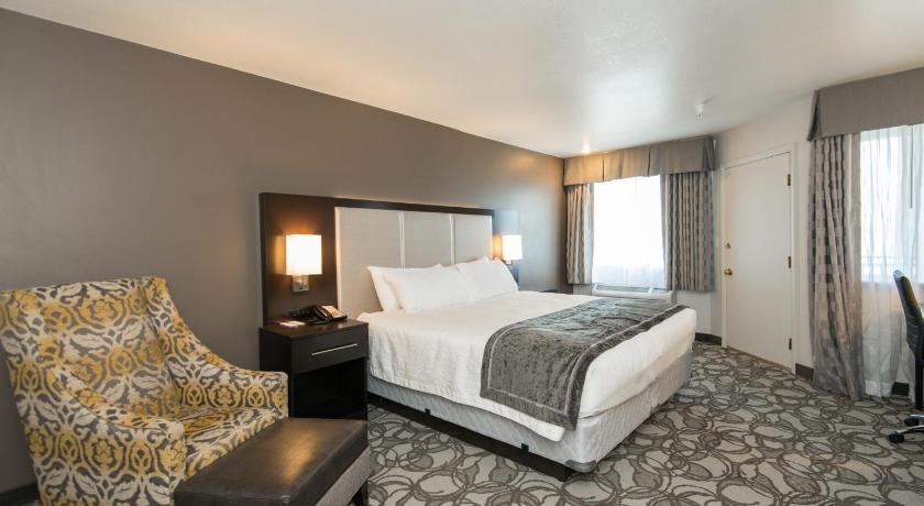 Polson (MT) Kwataqnuk Resort & Casino 3-Star Accommodation suite
