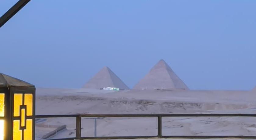 Atlantis Pyramids Inn - image 12