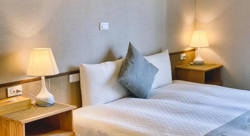 Image of Standard Quad Room 10