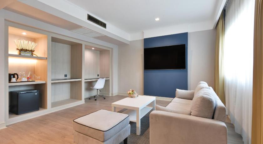 Image of Junior Suite 0