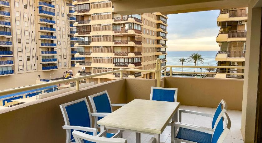 Apartamentos Riviera 3000