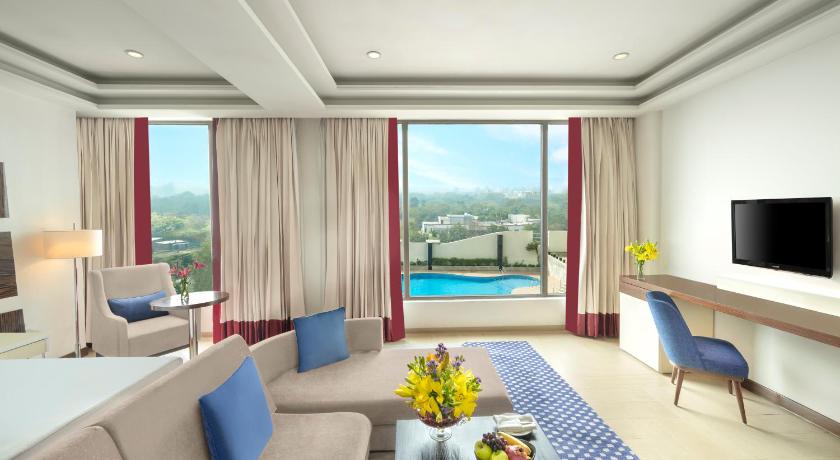 Image of Executive Suite 3