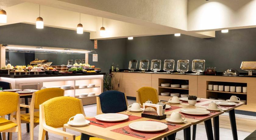ibis Istanbul Sisli - image 10