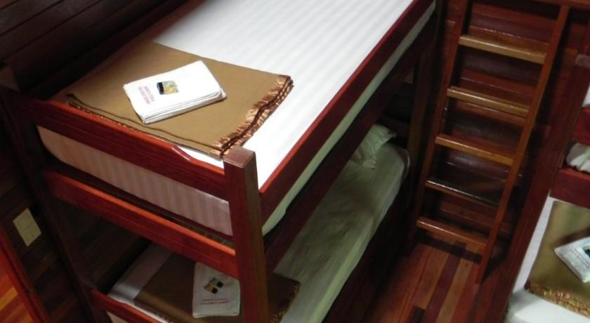 Image of single bed- bunk bed dormitory room 11