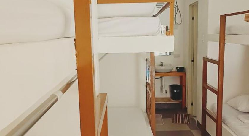 세부 카모테스 백패커스 호스텔 (Camotes Backpackers Hostel) 3성급 호텔 스위트룸