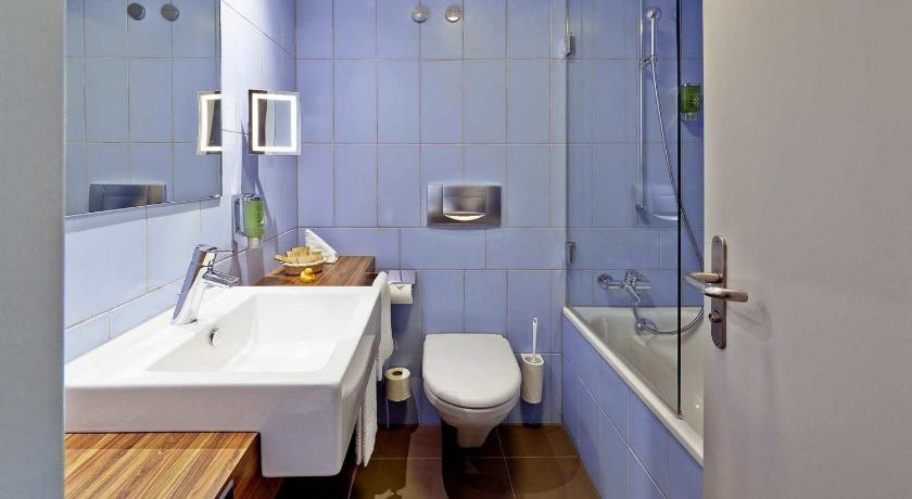 รูปของห้องมาตรฐาน เตียงใหญ่ (Standard Double Room) 2