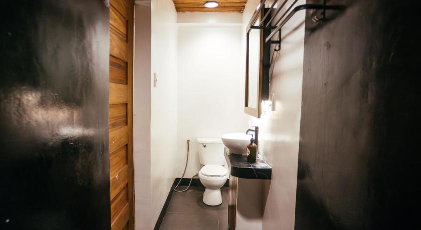 Image of 1 Person in 4-Bed Dormitory with Private Bathroom - Female Only 4