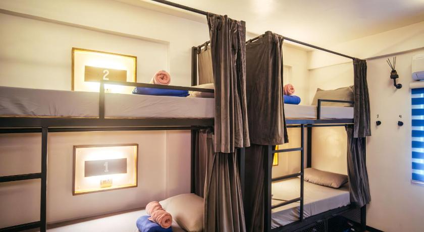 Image of 1 Person in 8-Bed Dormitory - Mixed 1