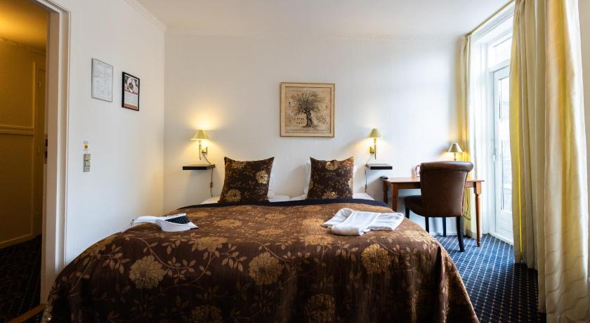 Image of Double or Twin Room 3