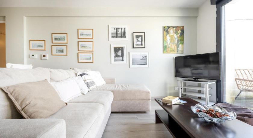 Image of Two-Bedroom Apartment 6
