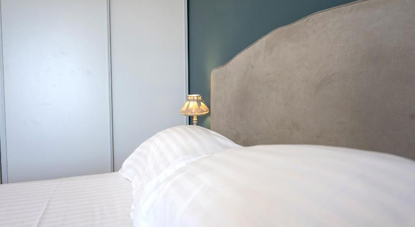 Image of Two-Bedroom Apartment 16