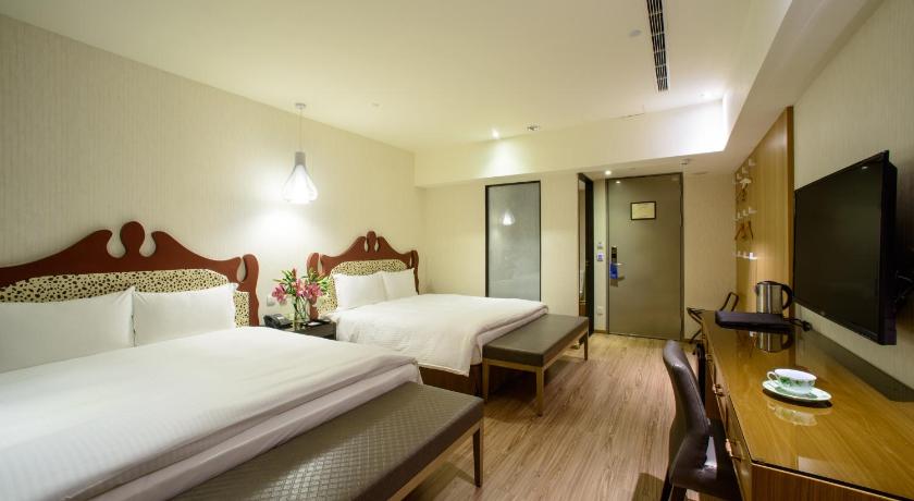 Image of Family Room 3