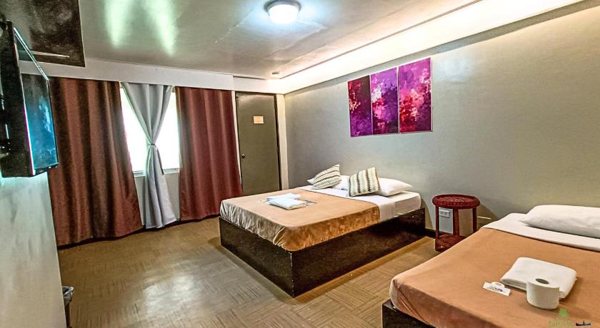 Image of Trio Room 0