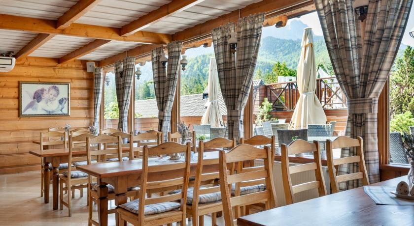 Zakopane Belvedere 4-Star Hotel lobby