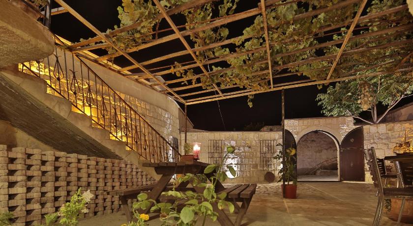 TURKİSH CAVE HOUSE - image 10