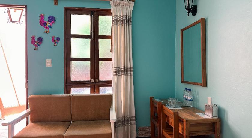 オアハカ Hotel Las Golondrinas 2つ星 ホテル 客室