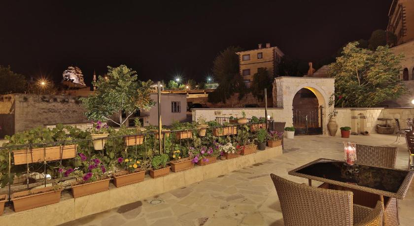 TURKİSH CAVE HOUSE - image 9