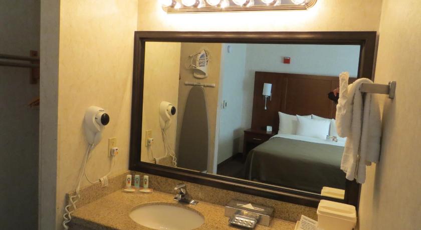 Quality Inn San Jose photo