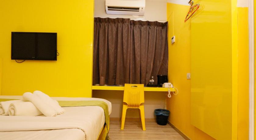 Image of COMPACT 3