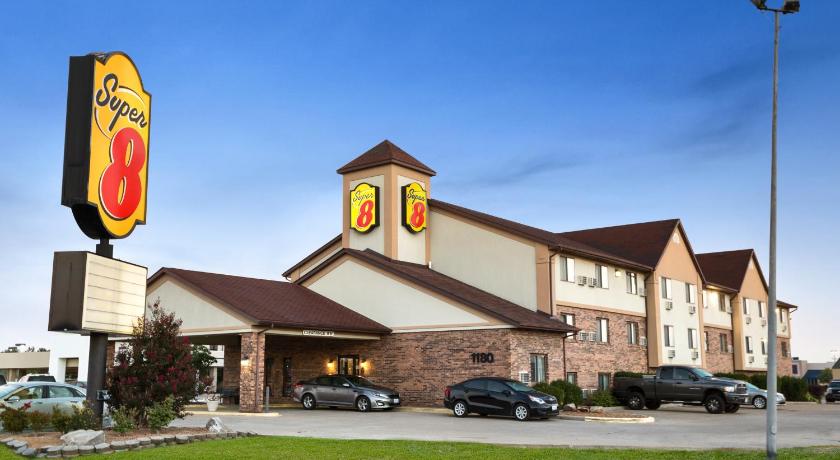 Super 8 By Wyndham Carbondale