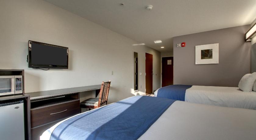 Microtel Inn & Suites by Wyndham Tuscaloosa Near University