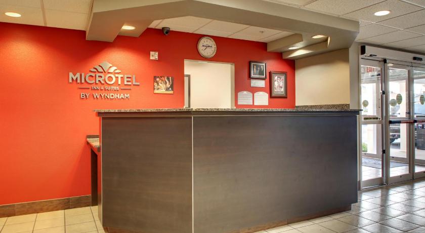 Microtel Inn & Suites by Wyndham Tuscaloosa Near University