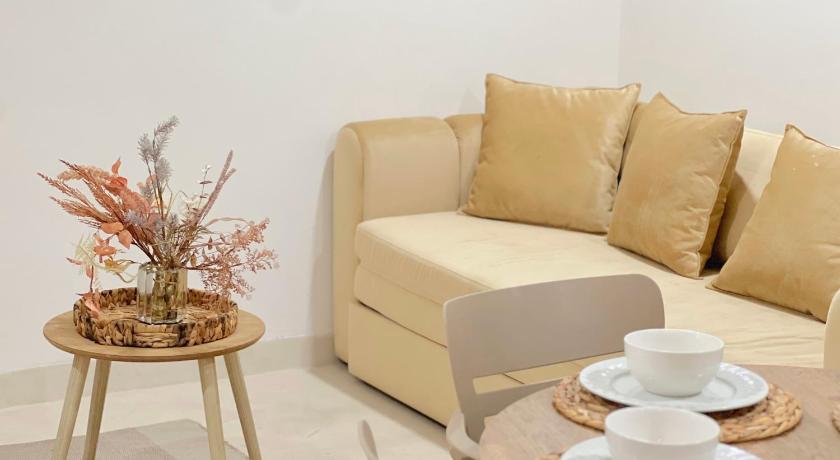 EXCLUSIVE OFFER - Cave By the Sea