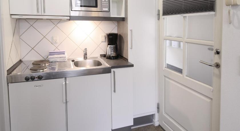 Image of Single Room 1