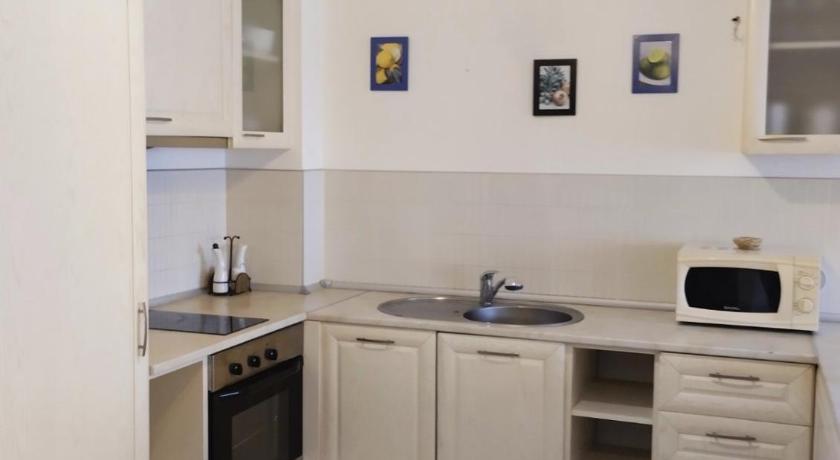 Golden Sands Rentals Apartments - image 6